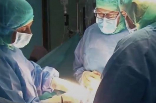 Dubai doctors perform Arab world's first intrauterine foetal surgery
