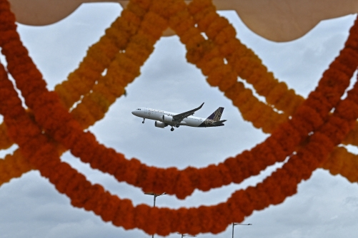 Wave of hoax bomb threats causes chaos for Indian airlines