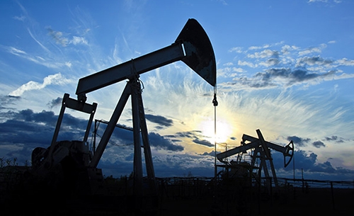 Oil prices slump further ahead of Iran return