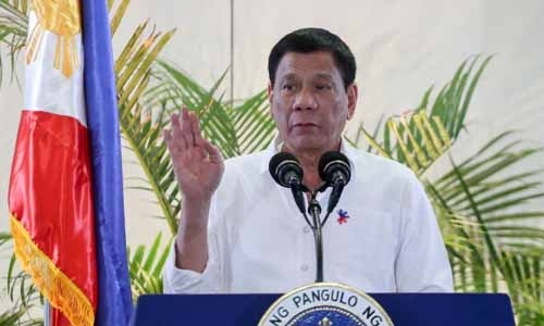 Philippine critics alarmed by Duterte's martial law talk