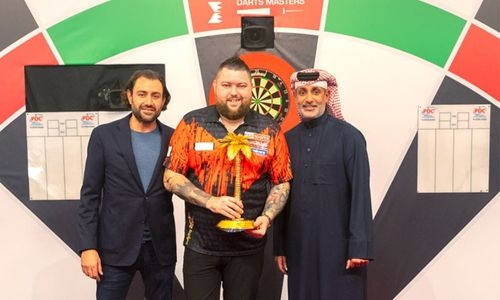 Smith crowned winner of Bahrain Darts Masters