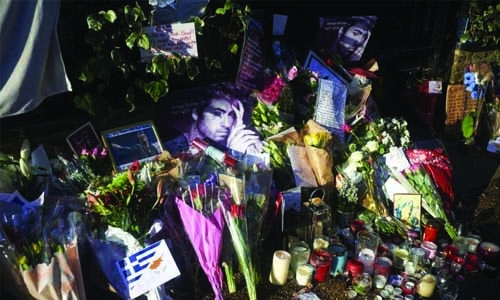 George Michael fans host public memorial service