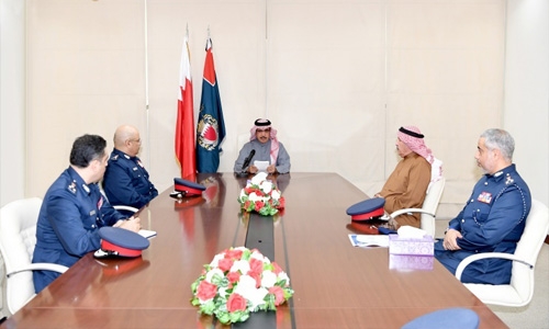 King, Interior Minister proud of Bahrain's security accomplishments