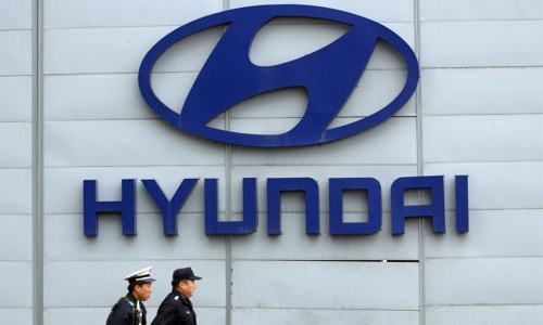 Hyundai sees first quarterly loss in 8 yrs