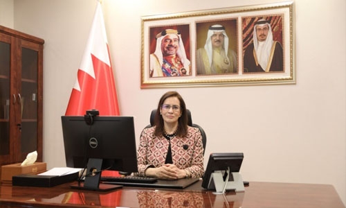 Bahraini women achievements highlighted in summit
