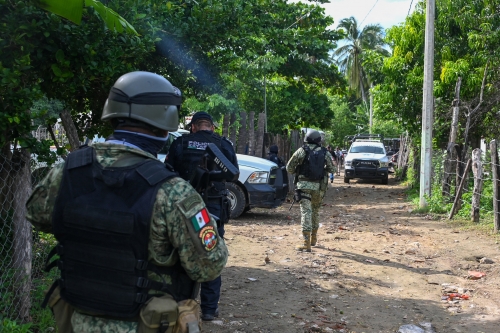 Armed attacks in Mexico leave 24 dead, including at least 12 police