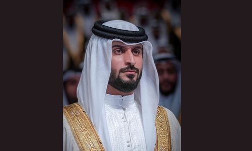 HH Shaikh Nasser grants valuable gifts for audience and participants of showjumping championship